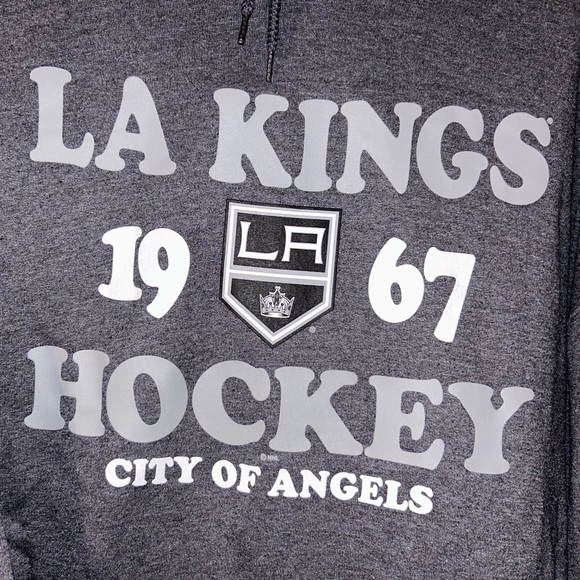 👑🏒🏟️ Los Angeles Kings NHL Hockey Marquee Stadium Hoodie 🏟️🥅🏒👑 - Picture 4 of 13